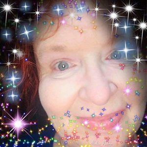 Meet your Posher, Deborah